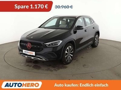 Gebraucht Mercedes GLA250 Progressive 224 PS (164 kW) 2020 Kosmosschwarz SUV