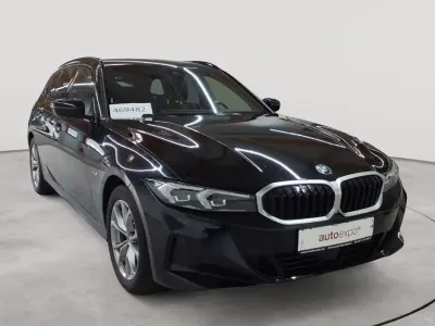 Gebraucht BMW 320e Sport Line 163 PS (119 kW) 2022 Saphirschwarz metallic Kombi