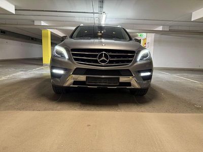 Gebraucht Mercedes ML350 AMG 258 PS (189 kW) 2012 Grau SUV