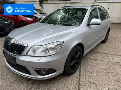 Gebraucht Skoda Octavia RS 170 PS (125 kW) 2013 Silber Kombi