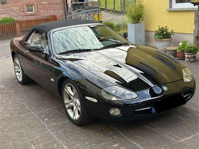 Jaguar XK8
