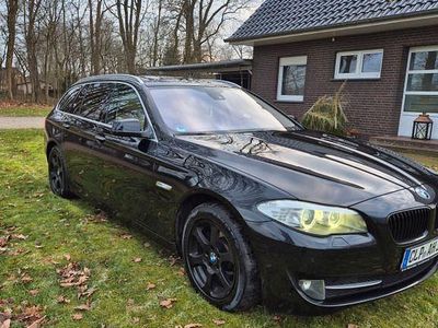 Gebraucht BMW 523 204 PS (150 kW) 2011 Schwarz Kombi