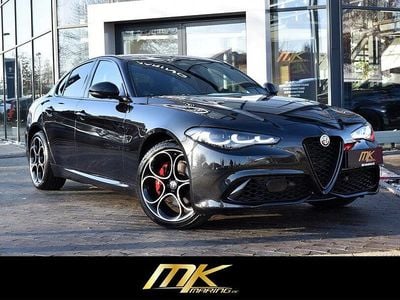 Nero vulcano, metall (metallic) Gebraucht 2024 Alfa Romeo Giulia Veloce Limousine | 37.990 € (Superpreis)