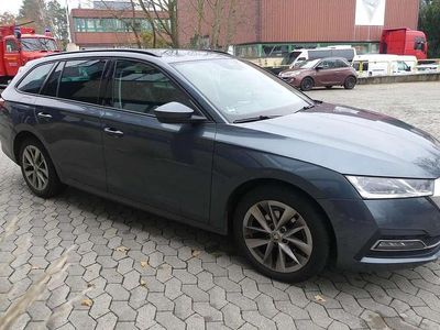 Gebraucht Skoda Octavia Style 116 PS (85 kW) 2021 Silber Kombi