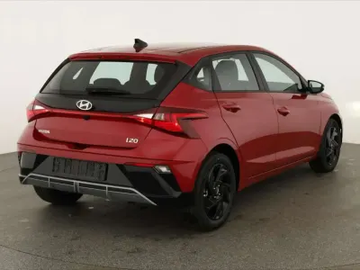 Neu Hyundai i20 GO! 90 PS (66 kW) 2026 Dragon red metallic Kleinwagen
