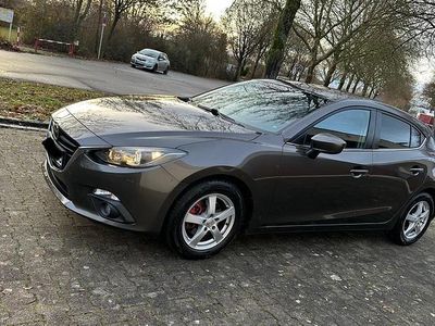 Braun Gebraucht 2014 Mazda 3 Limousine | 10.499 € (Fairer Preis)
