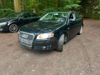 Gebraucht Audi A4 136 PS (100 kW) 2006 Blau Limousine