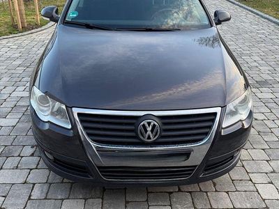 Gebraucht VW Passat Trendline 140 PS (102 kW) 2009 Braun Kombi