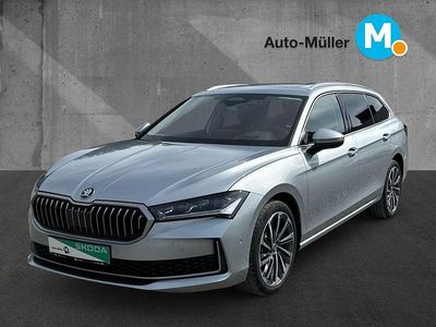Silber Gebraucht 2025 Skoda Superb LAURIN & KLEMENT Kombi | 49.980 € (Fairer Preis)