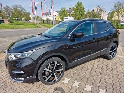 gebraucht Nissan Qashqai 1.2 DIG-T Xtronic Tekna Tekna