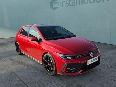 Rot Gebraucht 2024 VW Golf VIII GTI Limousine | 45.070 € (Teuer)