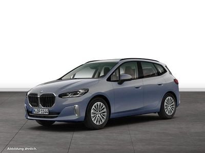Gebraucht BMW 220 Active Tourer 150 PS (110 kW) 2025 Grau Van / Kleinbus
