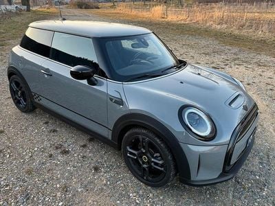 Gebraucht Mini Cooper SE 135 kW (184 PS) 2022 Grau Kleinwagen