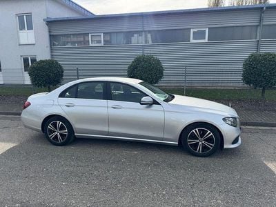 Mercedes E220