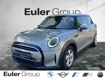 Gebraucht Mini Cooper Essential 136 PS (100 kW) 2023 Melting silver iii Kleinwagen