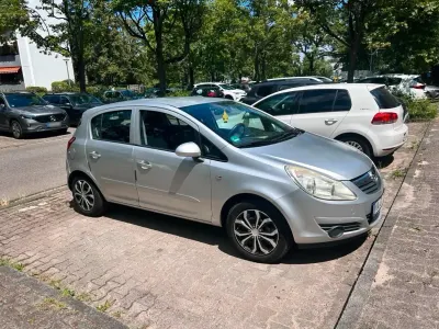 Gebraucht Opel Corsa 90 PS (66 kW) 2007 Silber Kleinwagen