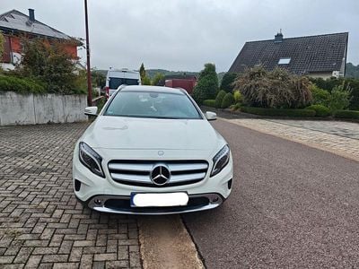 Mercedes GLA200
