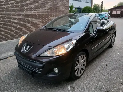 Gebraucht Peugeot 207 CC 111 PS (81 kW) 2012 Cabrio