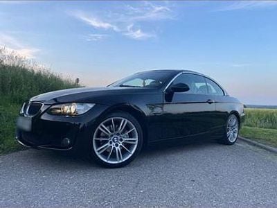 Gebraucht BMW 320 Cabriolet 170 PS (125 kW) 2008 Schwarz Cabrio