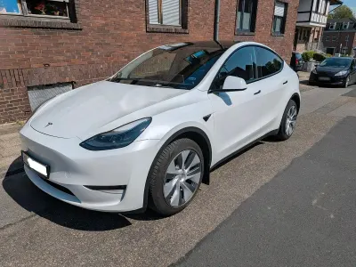 Brugt Tesla Model Y Long Range AWD 378 kW (514 HK) 2023 Hvid SUV