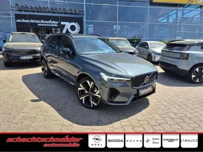 Gebraucht Volvo XC60 Ultra 455 PS (334 kW) 2025 Forest lake metallic SUV