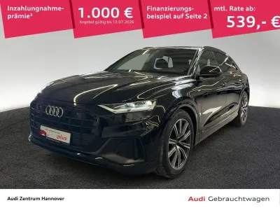 Gebraucht Audi Q8 Ambiente 286 PS (210 kW) 2023 Mythosschwarz metallic SUV