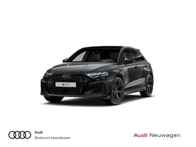 Gebraucht Audi RS3 Sportback Ambiente 400 PS (294 kW) 2025 Daytonagrau perleffekt Kleinwagen