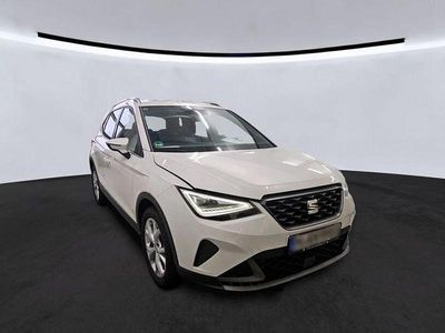Gebraucht Seat Arona FR 110 PS (80 kW) 2023 Weiß SUV