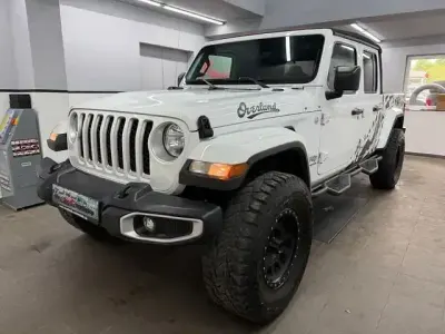 Gebraucht Jeep Gladiator Overland 295 PS (216 kW) 2020 Weiß Pickup