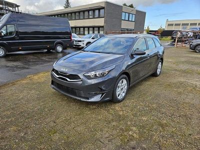 Andere Gebraucht 2024 Kia Ceed Kleinwagen | 22.290 € (Fairer Preis)
