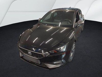 Mitternachtsschwarz Gebraucht 2025 Seat Leon FR Limousine | 29.990 € (Etwas zu teuer)