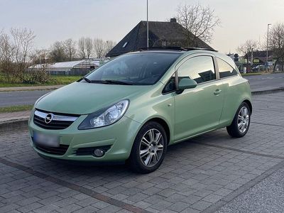 Gebraucht Opel Corsa Color Edition 75 PS (55 kW) 2009 Grün Kleinwagen
