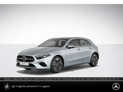 Neu Mercedes A200 163 PS (119 kW) 2025 Silber Limousine