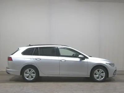 Brugt VW Golf VIII Life 150 HK (110 kW) 2021 Sølv Sedan