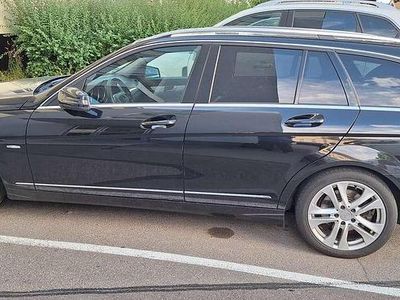Schwarz Gebraucht 2012 Mercedes C220 Avantgarde Kombi | 9.000 € (Fairer Preis)