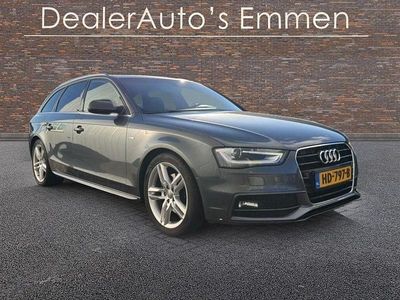 Grau Gebraucht 2015 Audi A4 Sport Kombi | 9.999 € (Fairer Preis)