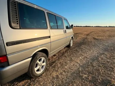 Gebraucht VW Multivan 102 PS (75 kW) 1999 Silber Van / Kleinbus
