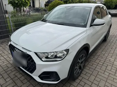 Gebraucht Audi A1 Sport 110 PS (80 kW) 2023 Weiß SUV