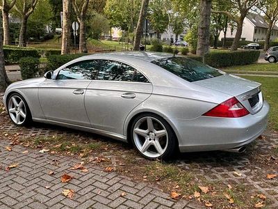 Second-hand Mercedes CLS350 272 CP (200 kW) 2005 Gri Berlinǎ