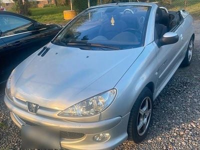 Second-hand Peugeot 206 CC 136 CP (100 kW) 2004 Argintiu Cabrio