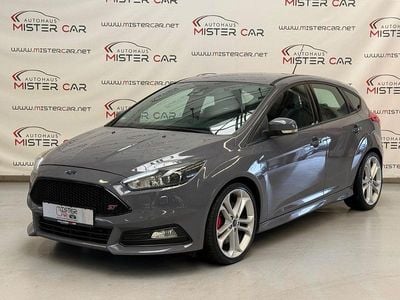 Gebraucht Ford Focus ST 250 PS (183 kW) 2015 Grau Limousine