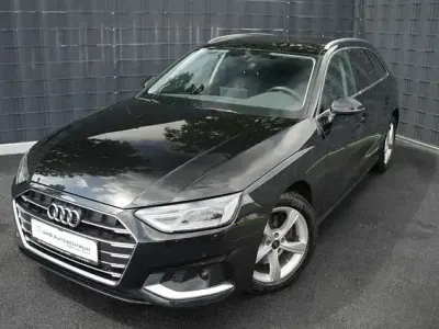 Gebraucht Audi A4 Advanced 163 PS (119 kW) 2022 Schwarz Kombi