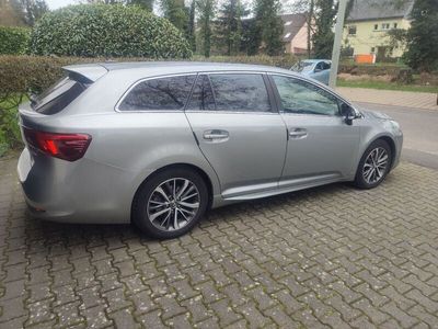 gebraucht Toyota Avensis 2,0-l-D-4D Edition-S Touring Sports ...