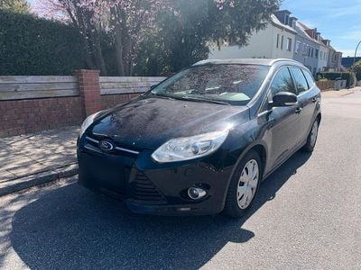 Usata Ford Focus 140 CV (102 kW) 2013 Nero Berlina