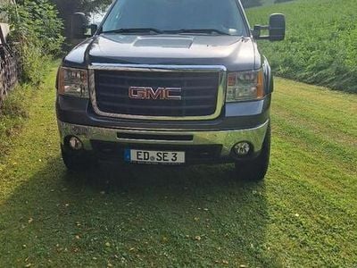 GMC Sierra