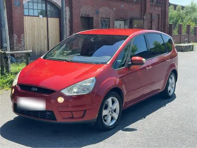 Gebraucht Ford S-MAX Titanium 140 PS (102 kW) 2008 Rot Van / Kleinbus