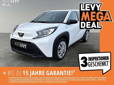 Weiß Gebraucht 2023 Toyota Aygo Play Kleinwagen | 12.990 € (Fairer Preis)