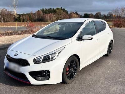 Weiß Gebraucht 2013 Kia Ceed GT GT Limousine | 13.700 € (Teuer)