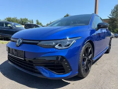 Gebraucht VW Golf VIII R 320 PS (235 kW) 2022 Lapiz blue Kombi