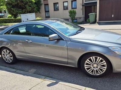 Mercedes E220